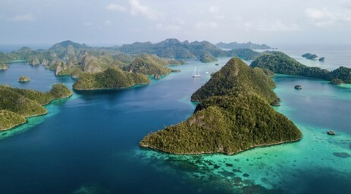 Digital Detox Delight: 5 Destinations to Disconnect and Reconnect in Indonesia